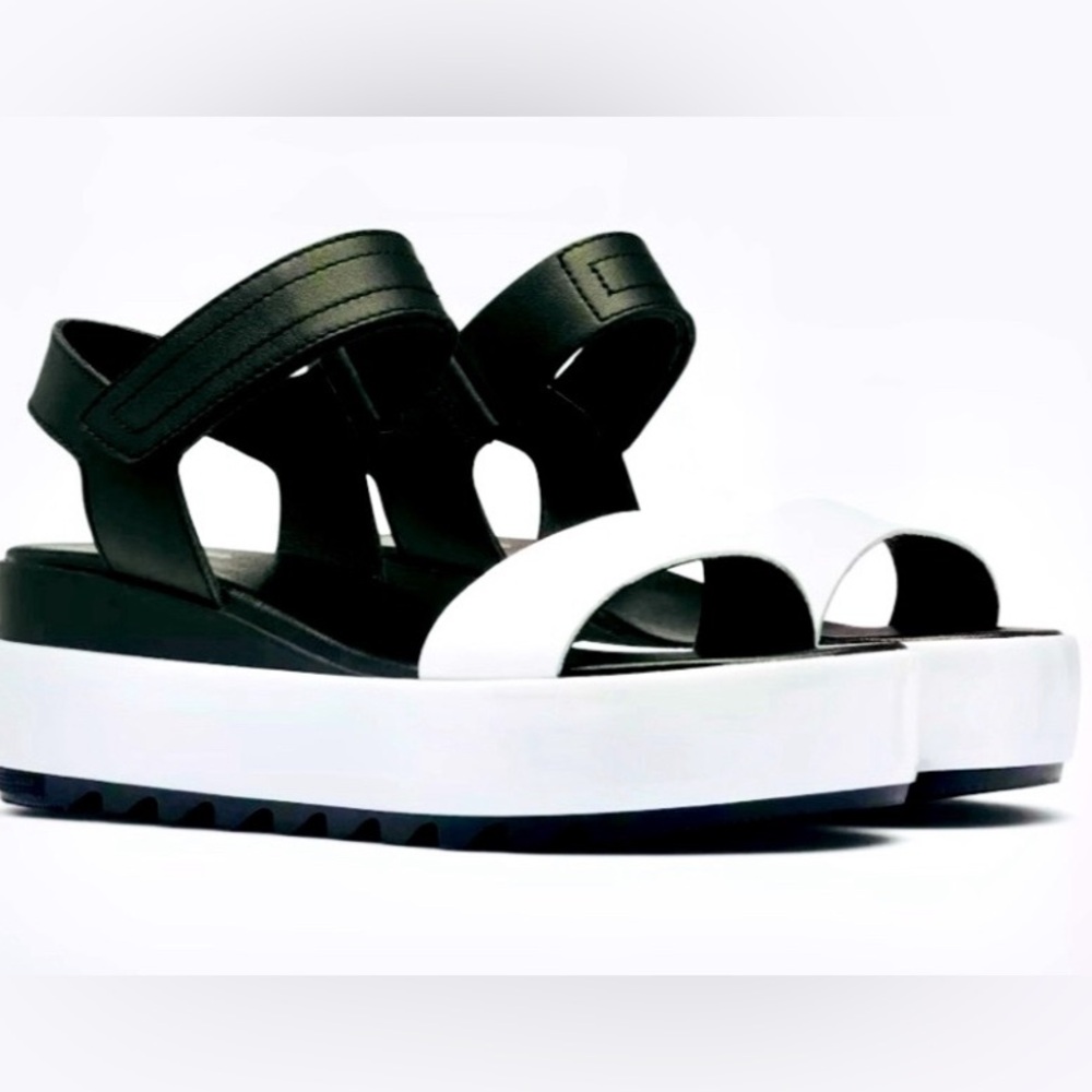 Sorel Cameron flatform sandals sz7